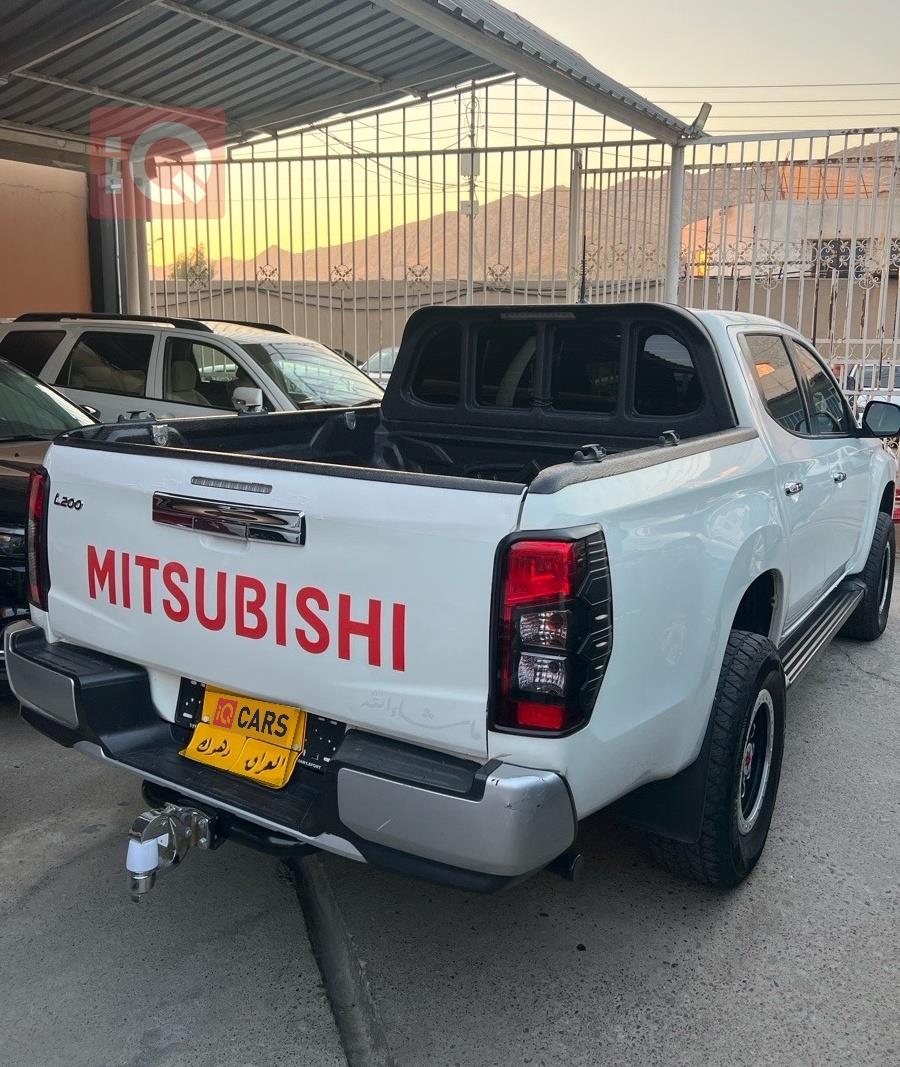 ميتسوبيشي L200